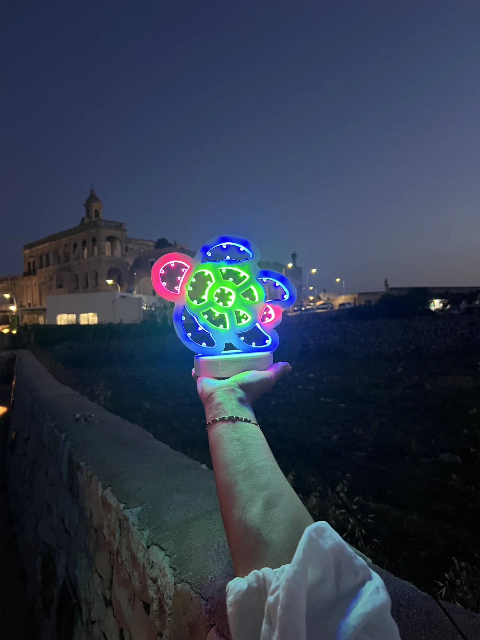 Luminarie sostenibili: il design che rispetta il domani